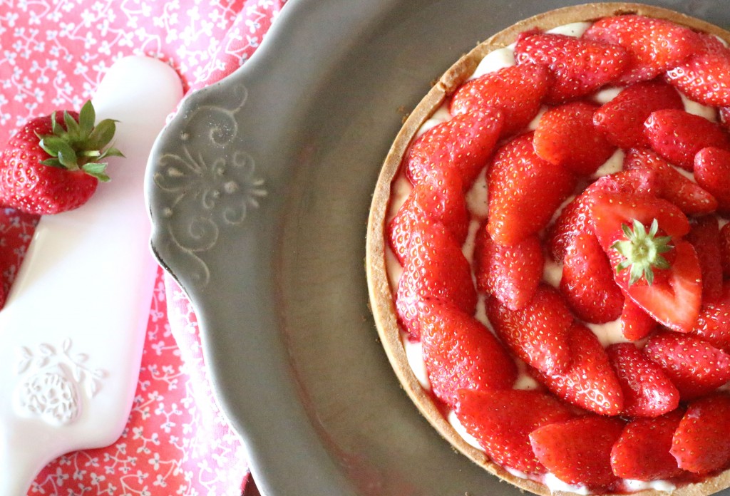 Tarte aux frais à la crème diplomate