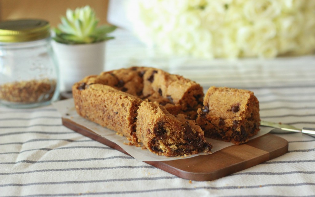 Cookie Cake (dark chocolate chips and praline) 47