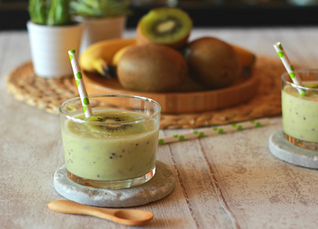Smoothie onctueux kiwi-banane-coco 10