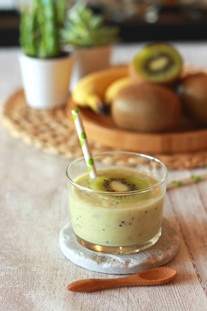 Smoothie onctueux kiwi-banane-coco 12